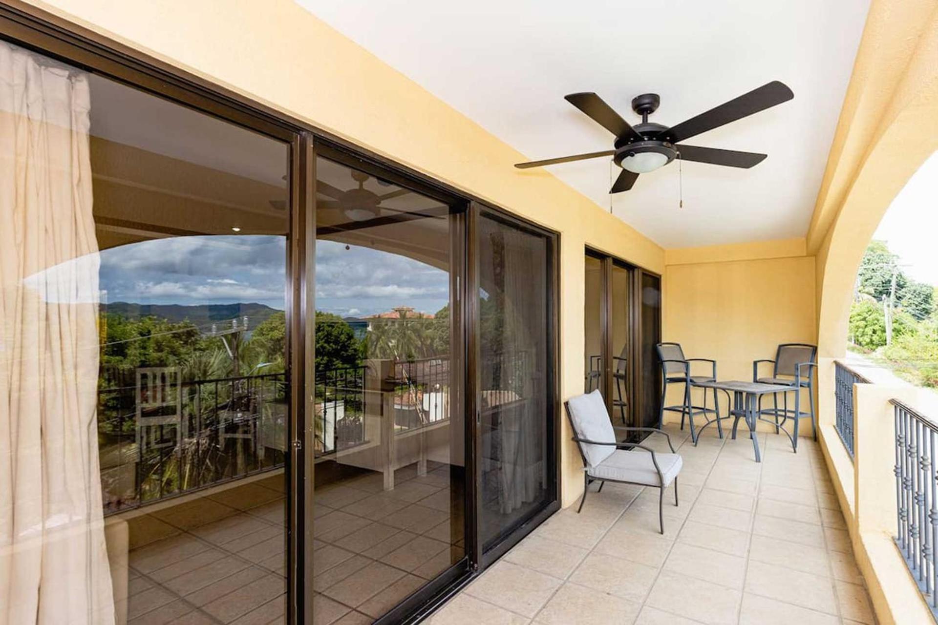 プラヤ・フラミンゴ Newly Remodeled Unit In Flamingo With Sweeping Ocean Views From Big Terraceヴィラ エクステリア 写真
